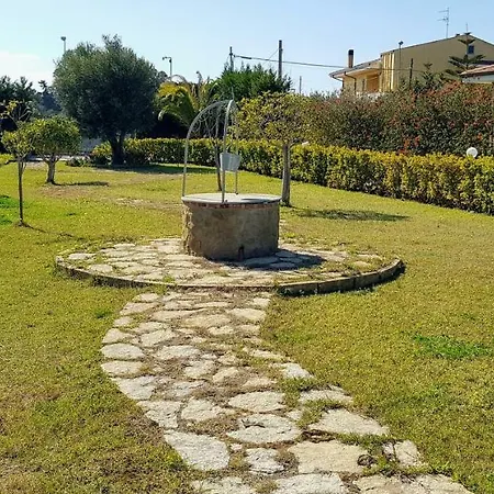 Floriana בית הארחה Cirò Marina